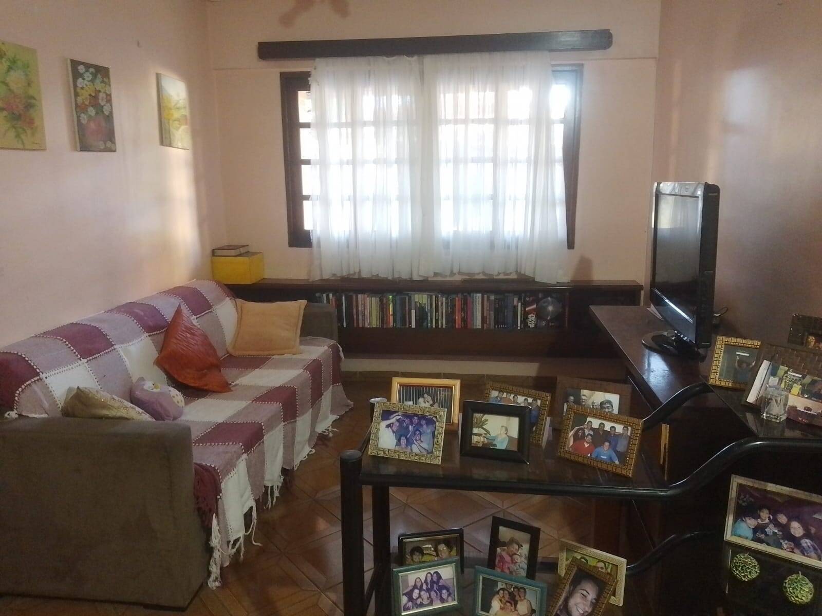 Casa, 4 quartos, 260 m² - Foto 4