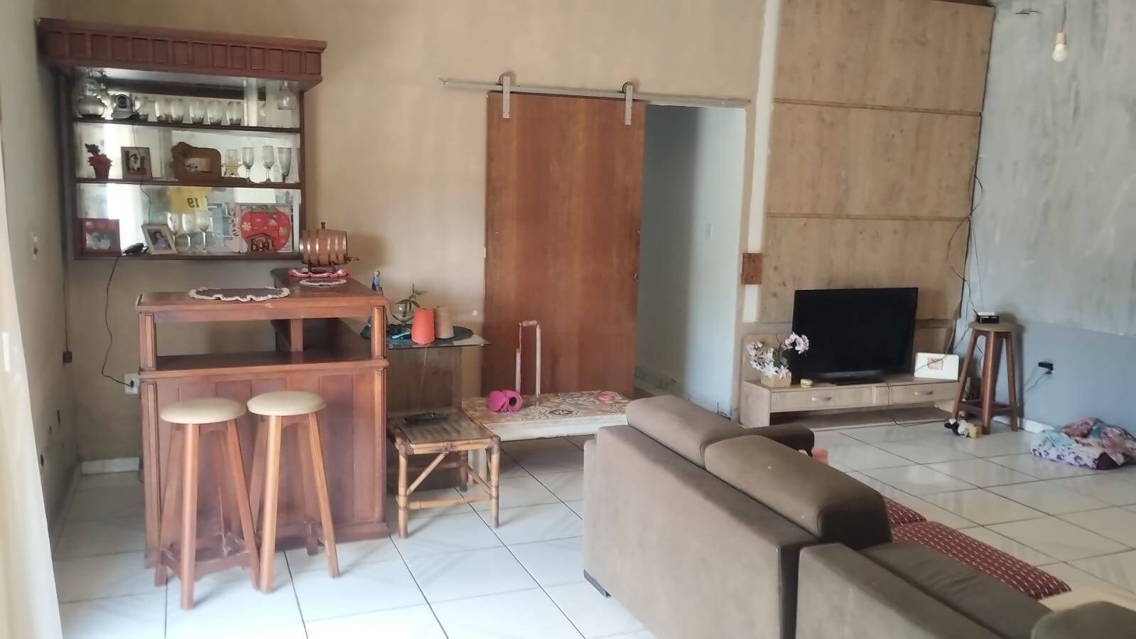 Chácara, 3 quartos, 2145 m² - Foto 2