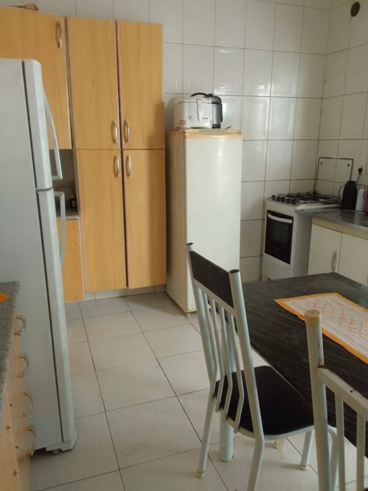 Casa, 3 quartos, 80 m² - Foto 2