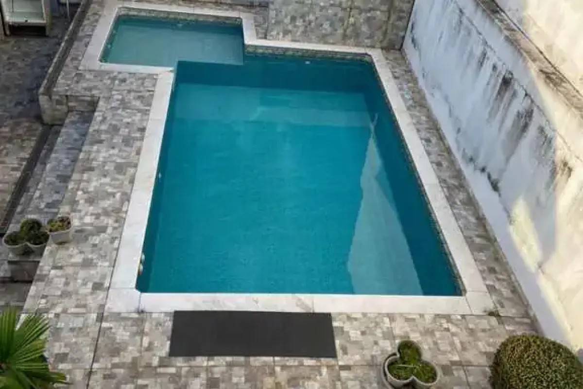 Sobrado, 3 quartos, 359 m² - Foto 1