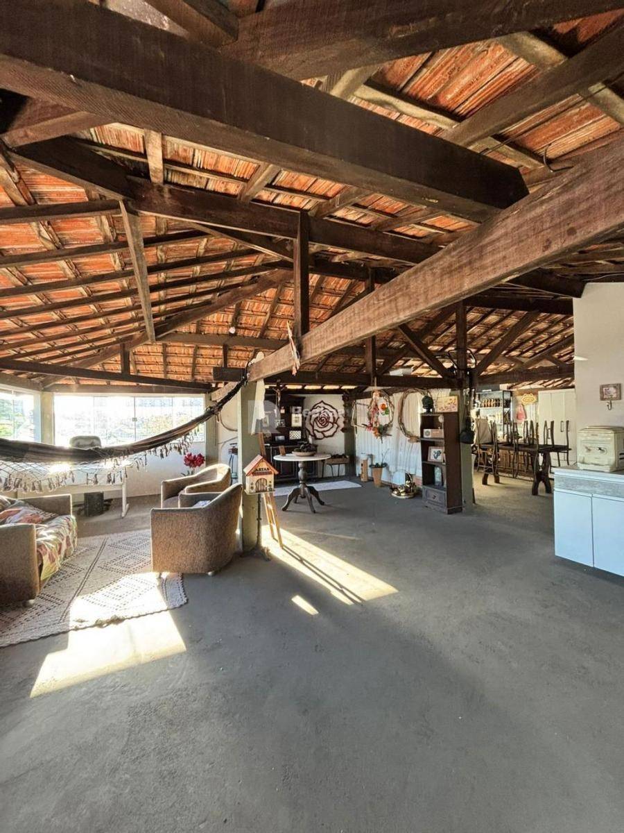 Sobrado, 3 quartos, 359 m² - Foto 23