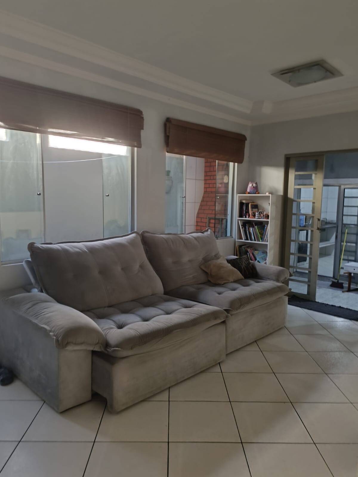 Casa, 3 quartos, 180 m² - Foto 1