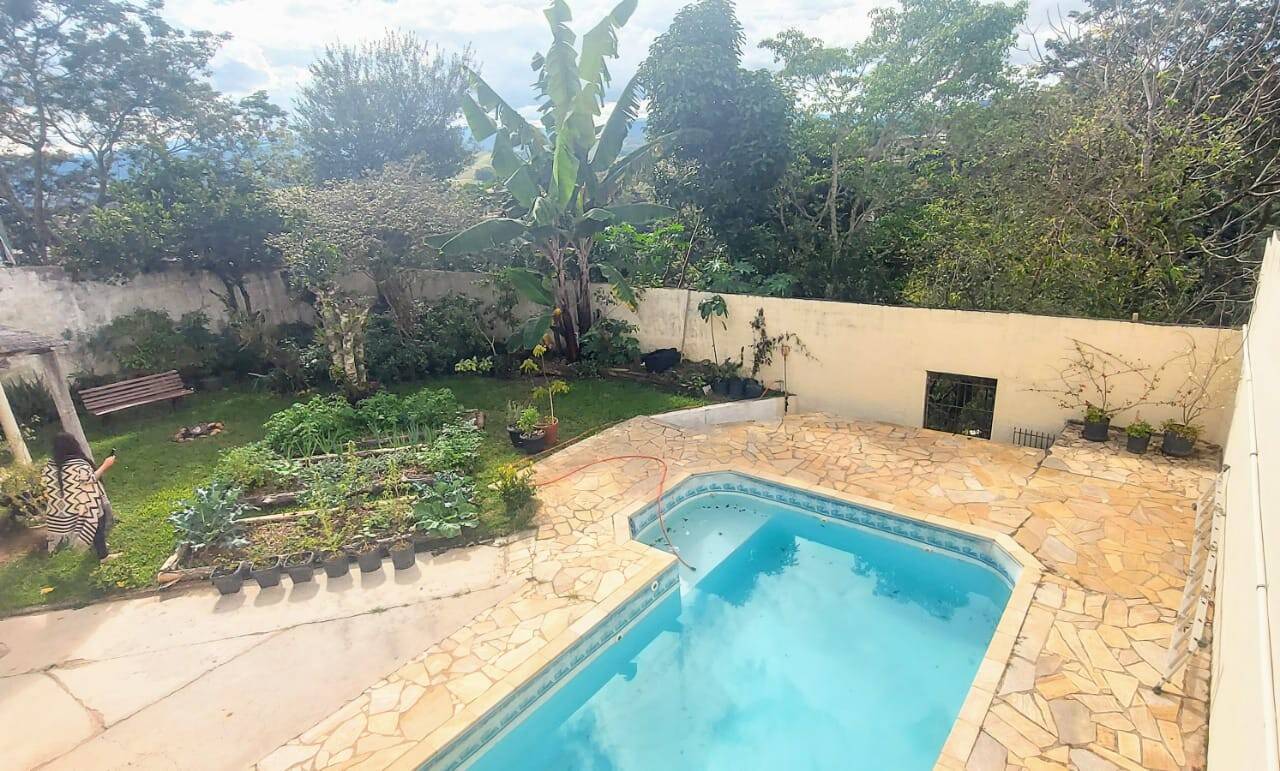 Chácara, 2 quartos, 1100 m² - Foto 1