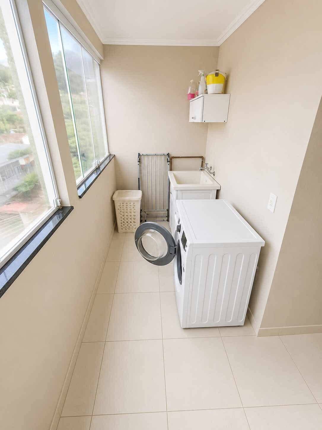 Casa, 5 quartos, 230 m² - Foto 10