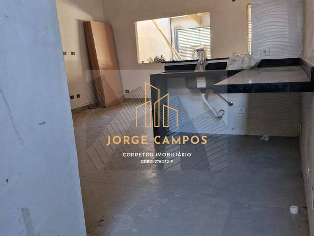 Casa para Venda em São José dos Campos - 4