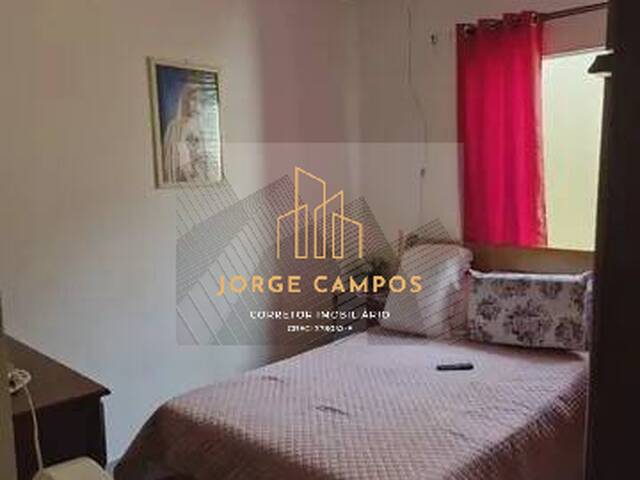 Casa para Venda em São José dos Campos - 4