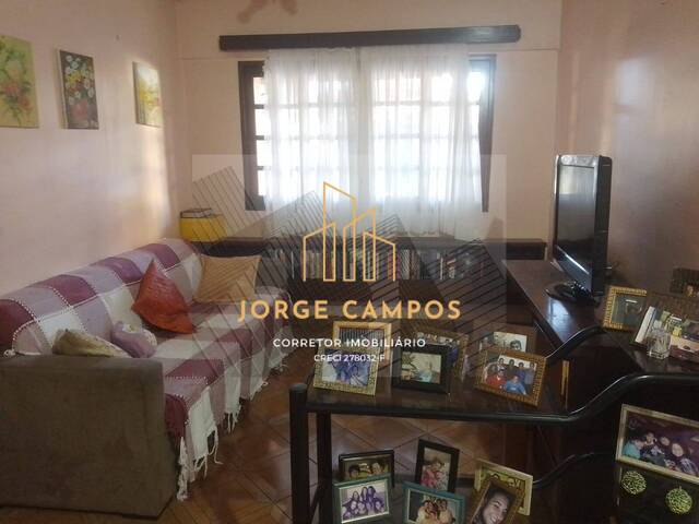 Casa para Venda em São José dos Campos - 4