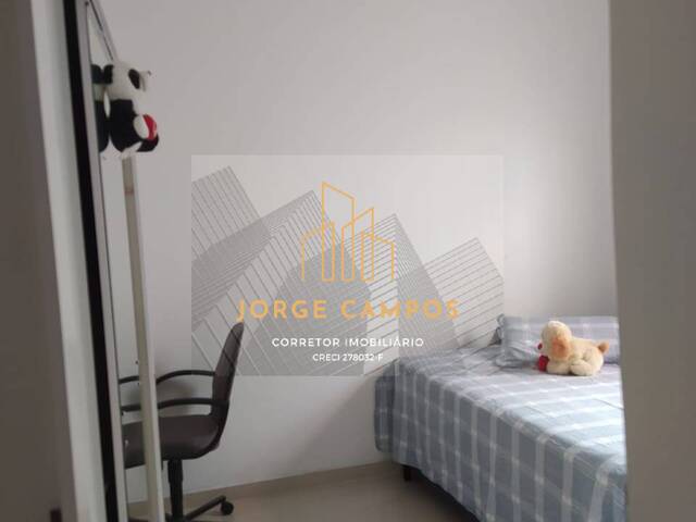 Casa para Venda em São José dos Campos - 4