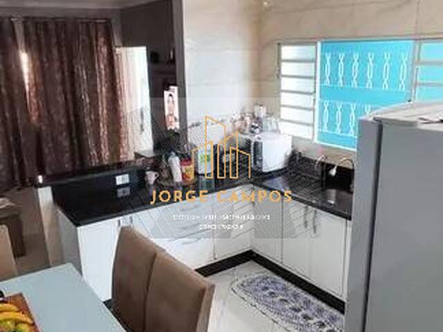 Casa para Venda em São José dos Campos - 5