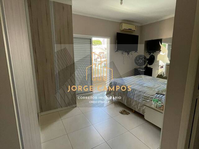 Sobrado para Venda em São José dos Campos - 4