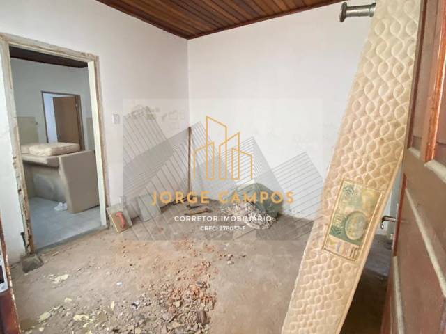 Casa para Venda em São José dos Campos - 4