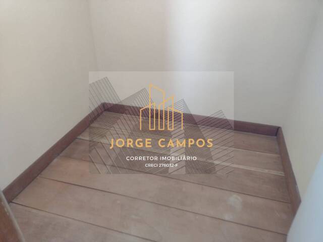 Sobrado para Venda em São José dos Campos - 4