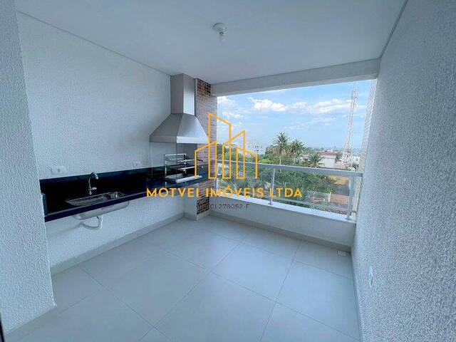 Apartamento para Venda em Caraguatatuba - 2
