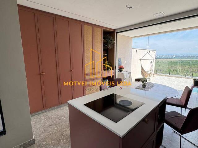 Casa para Venda em São José dos Campos - 5