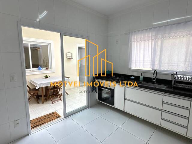 Casa para Venda em São José dos Campos - 5