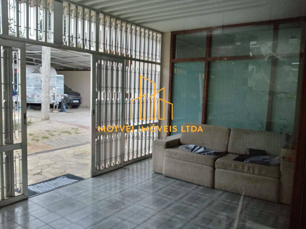 Casa, 3 quartos, 450 m² - Foto 2