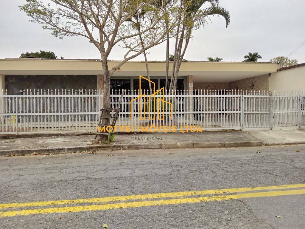 Casa, 3 quartos, 450 m² - Foto 1