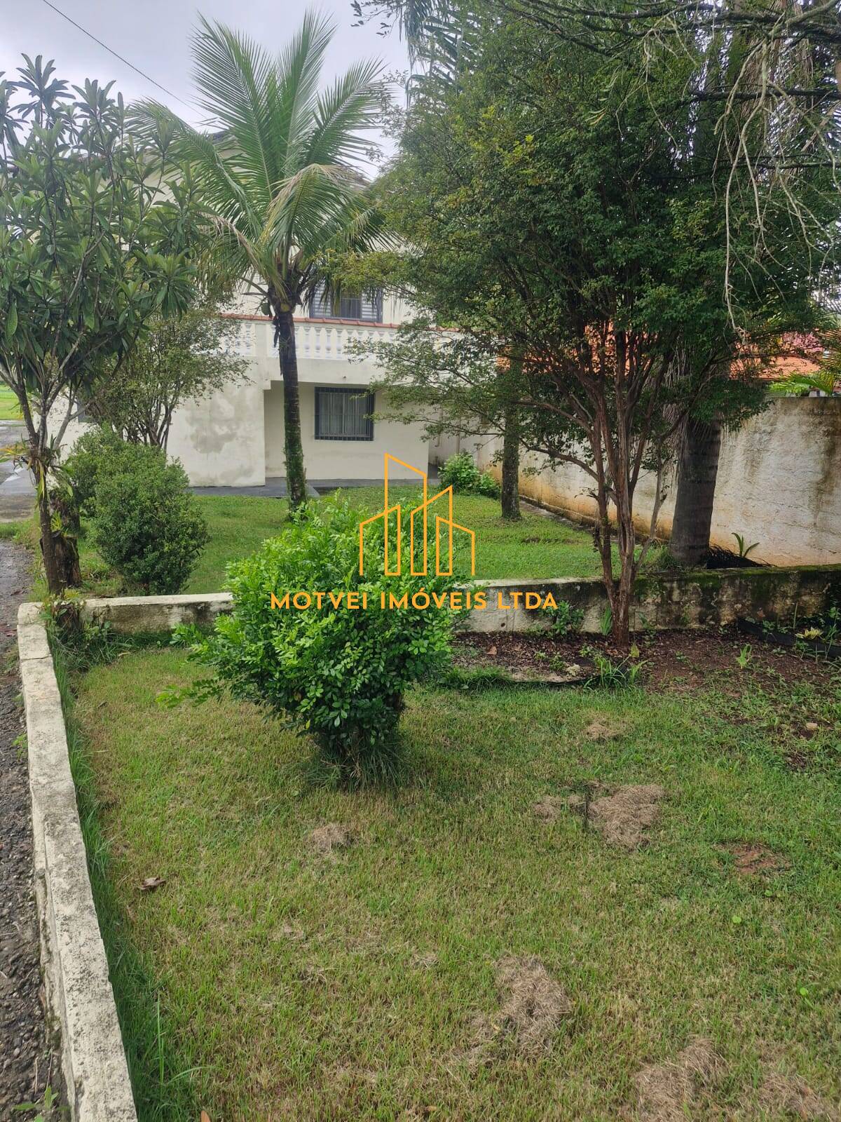 Sobrado, 3 quartos, 228 m² - Foto 1